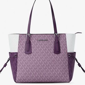 MICHAEL KORS Voyager Lg Color-Block Signature Logo Shoulder Tote Bag
Dark Purple